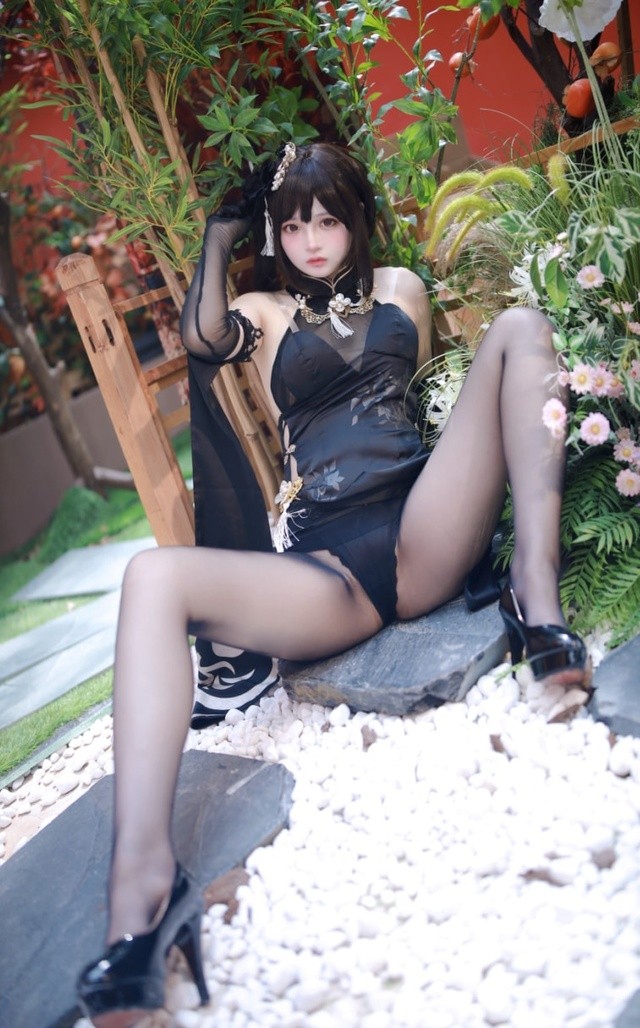 疯猫ss《镇海》国风cosplay全解析：碧蓝航线旗袍魅影[63P-536MB]