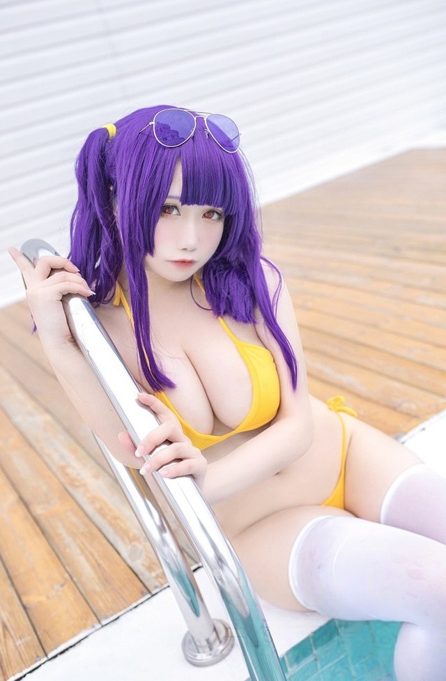 贞子蜜桃cos波拉泳装：碧蓝航线夏日清凉神还原 [23P-80MB]