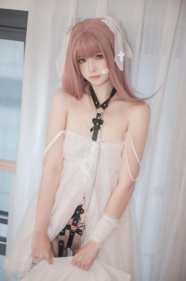 Quan冉有点饿《初音酱》甜酷双马尾少女写真全解析 [32P-259MB]