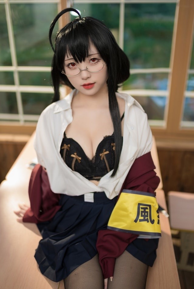 花铃：大凤jk放学后的风纪委员风采 [71P-872MB]