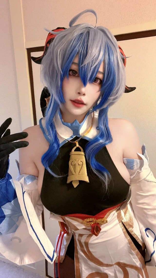 Dakki伊《原神甘雨》国风cosplay全解析！清冷仙气与暗黑魅惑双面演绎 [26P2V-850MB]