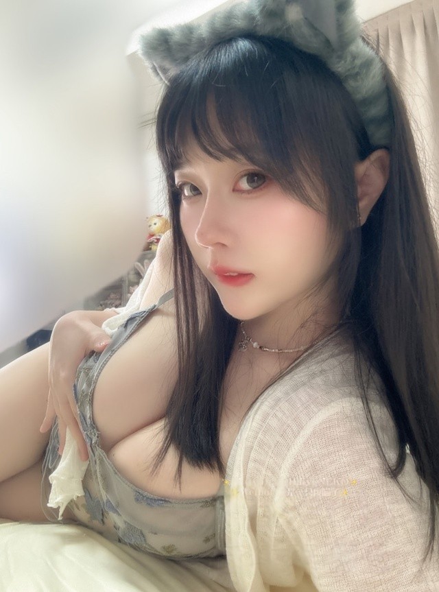 是一只废喵了cos作品NO.10：赛博甜妹的幻想世界[66P3V-505MB]