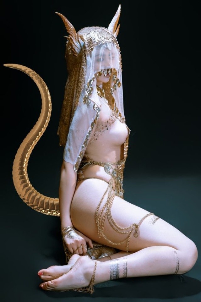 轩萧学姐cos利库什·龙星造型全解析｜暗黑魔幻风高冷御姐范[16P-213MB]