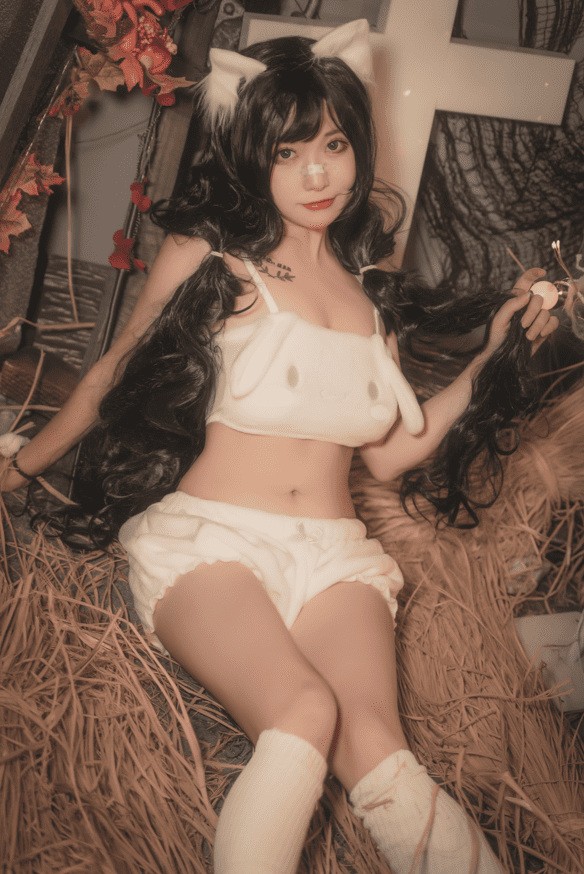 七三蓝护士的COSPLAY风采展示 [16P-80MB]